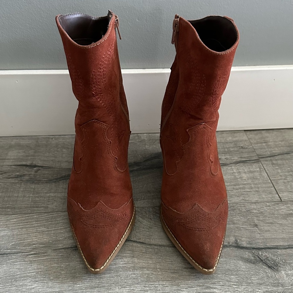 Women's Rust Suede Western Ankle Booties with Side Zip